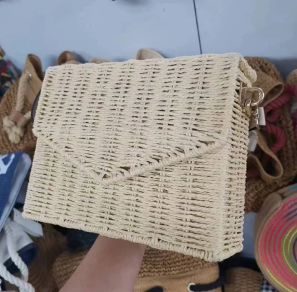 প্রাকৃতিক বেত লেডি বিচ ব্যাগ