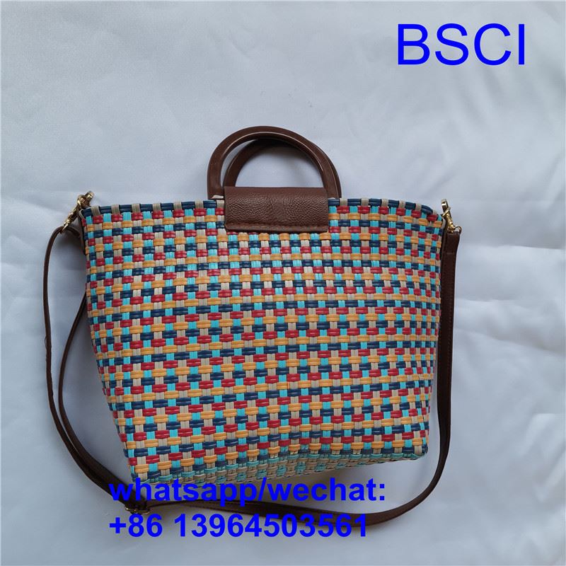 হাতে বোনা টোট ব্যাগ