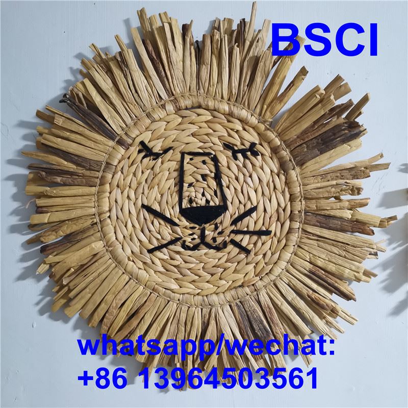 প্রাচীর ঝুলন্ত
