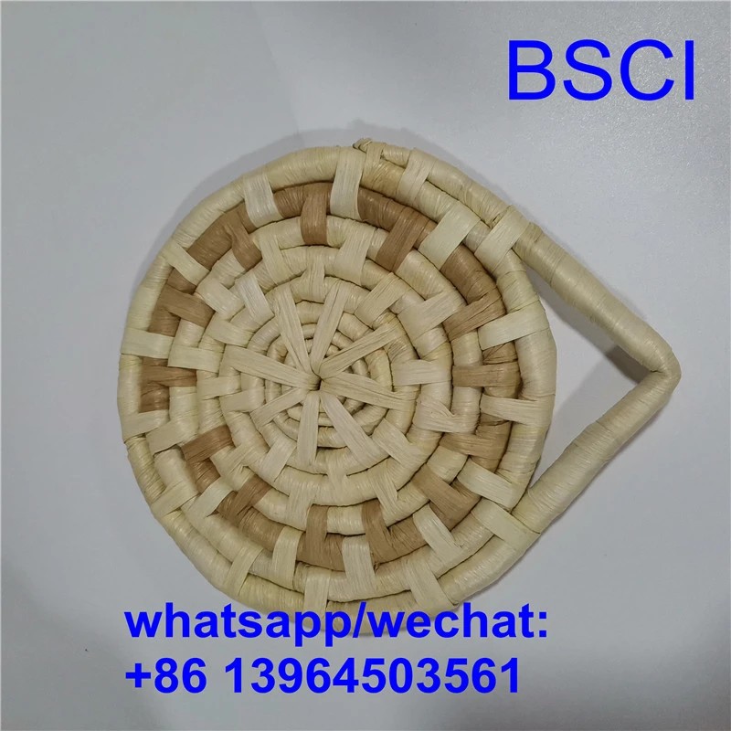 প্রাকৃতিক মরে যাওয়া বেতের প্লেসমেট