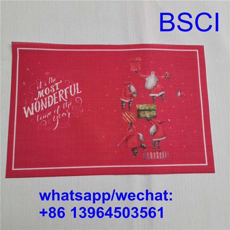 প্যাটার্ন সঙ্গে ধোয়া টেবিল ম্যাট